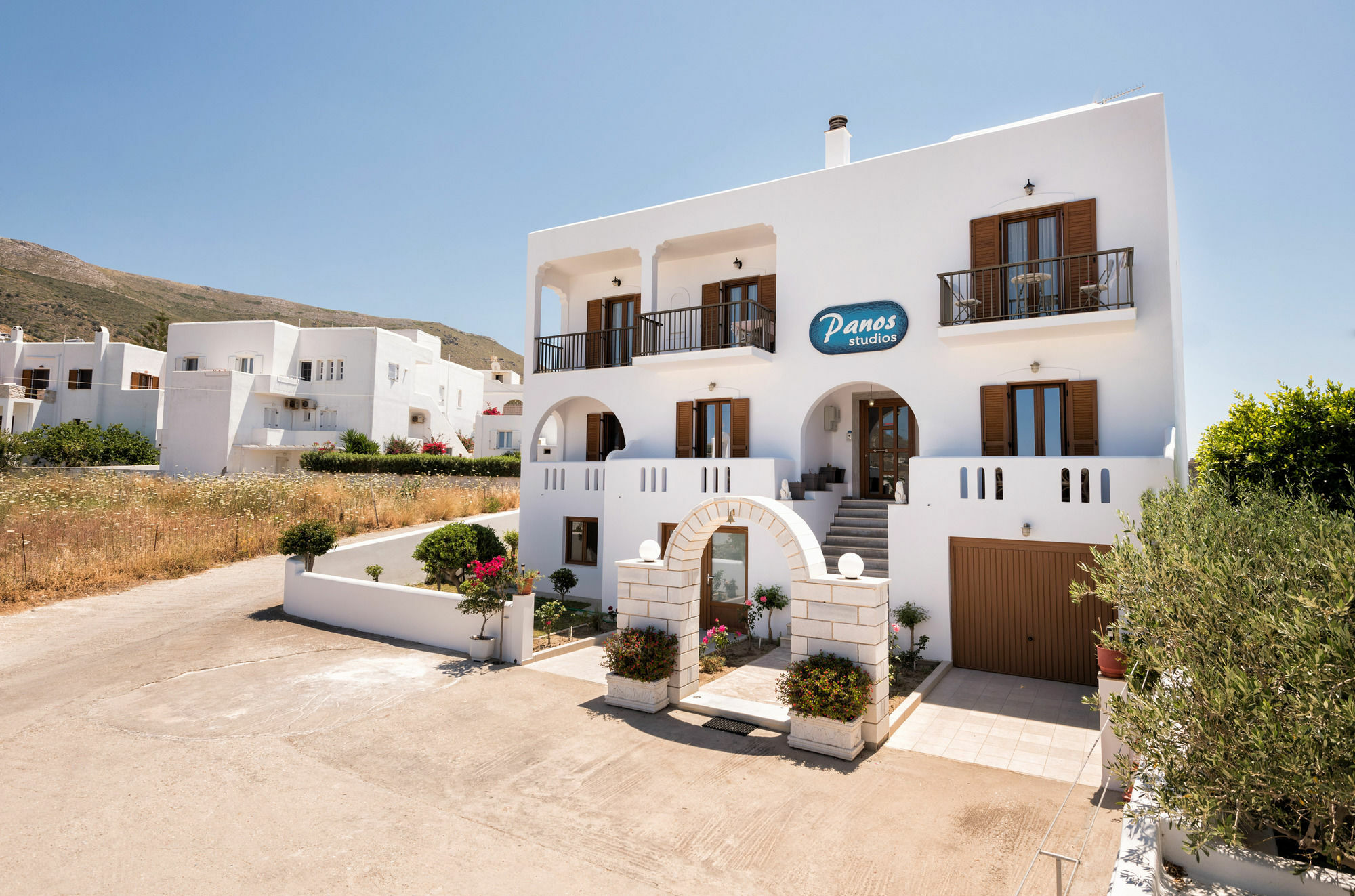 Panos Luxury Studios Páros Exterior foto